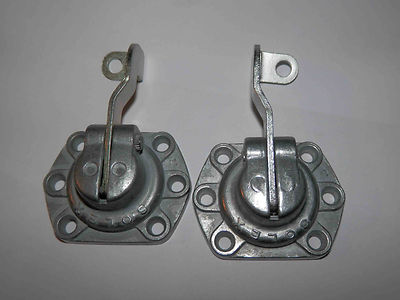 PORSCHE 912 SOLEX 40 PII-4  COMPLETE PUMP COVERS-SPLIT SHAFT 