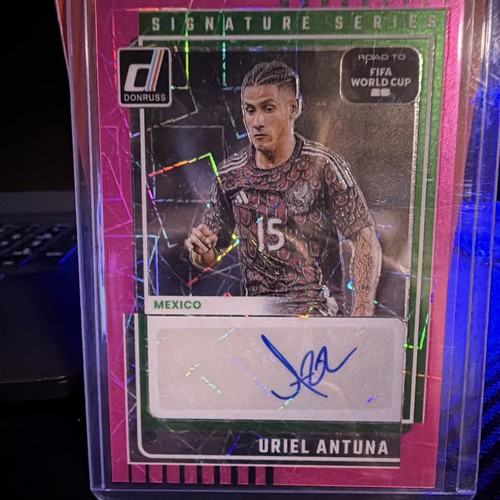 2025-26 Panini Donruss Road to FIFA WC Signature Series Uriel Antuna #SS-UA