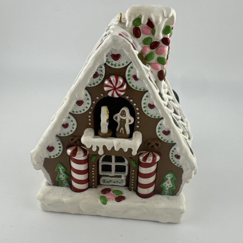 HALLMARK Keepsake 1994 GINGERBREAD FANTASY Motion CHRISTMAS ORNAMENT 