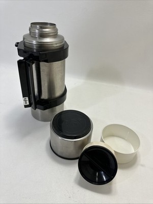 Igloo Stainless Steel Insulated Thermos w/ Folding Handles- Work & Travel- VTG