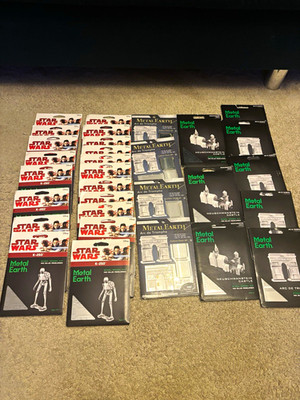 31x Metal Earth Konvolut   Star Wars K-2SO + Neuschwanstein + Arc de Triomphe