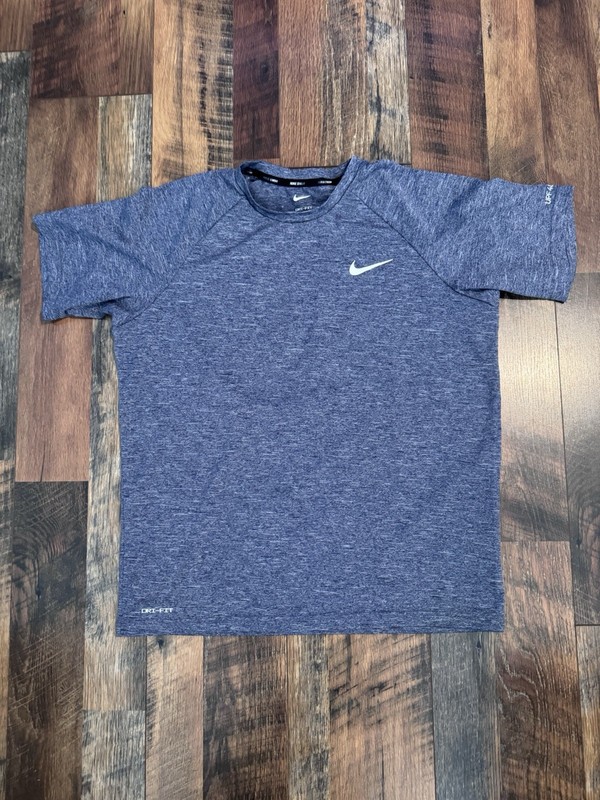 NIKE DriFit Blue Short Sleeve Shirt Size Medium M