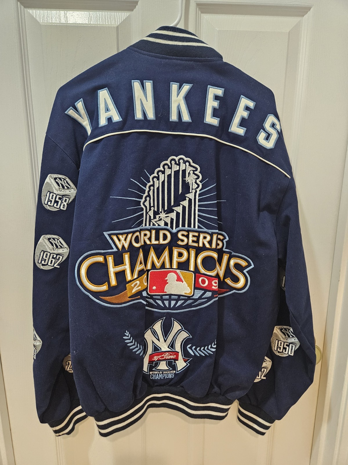 Picture 1 of 24