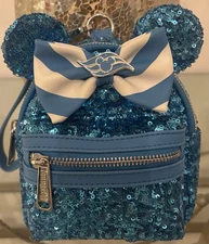 Disney Loungefly Minnie Wristlet Crossbody Purse Blue Hydrangea Turquoise Sequin