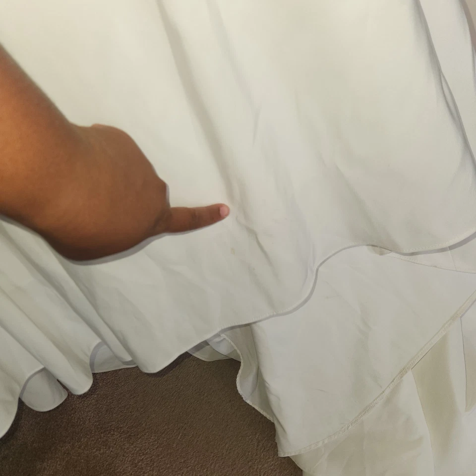 David's Bridal Pleated Strapless Wedding Dress Empire WaistSTYLE# WG3707Sz 10 - Image 3 of 4