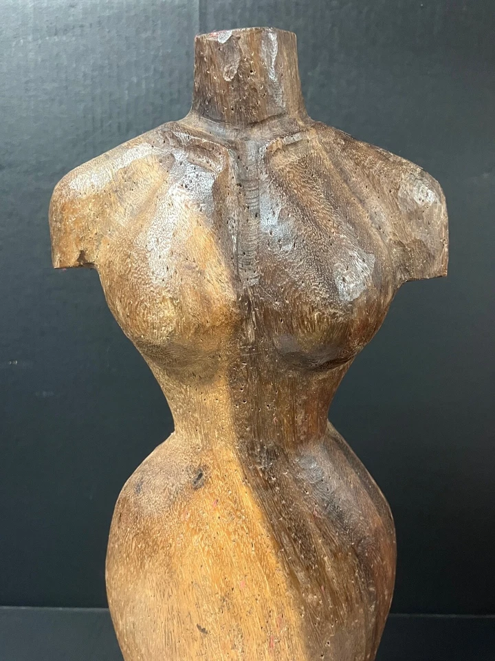 CARVED WOOD PAPER MACHE MOLD/SCULPTURE OF FEMALE MANNEQUIN PLAQUE #T904 - Image 2 of 4