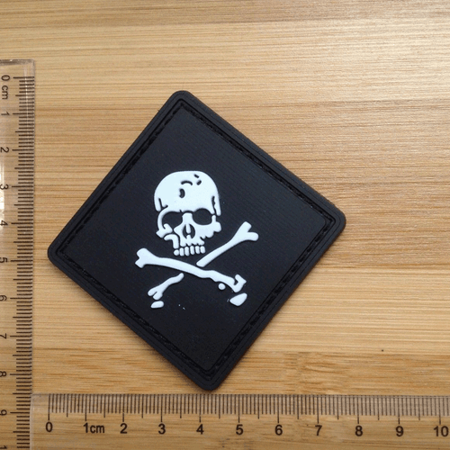BLACK DEATH SKULL PIRATE FLAG Patches 3D PVC HOOK LOOP PATCH BADGE - Picture 3 of 6