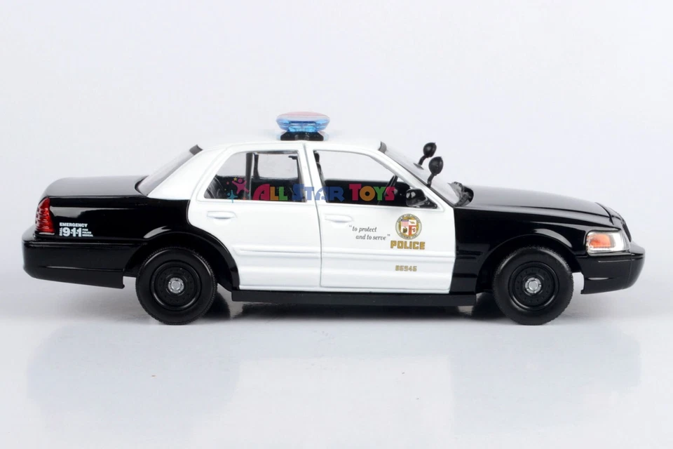 2010 Ford Crown Victoria 1/24 LAPD Los Angeles Police Department Motormax 76946 - Image 4 of 4