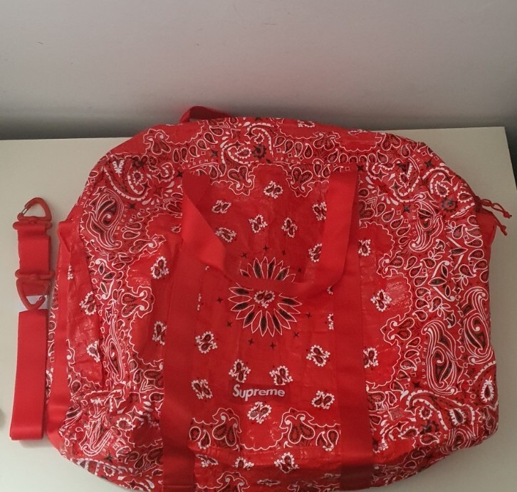 SS21 Supreme Bandana Tarp large duffle bag red 50L wa… Gem