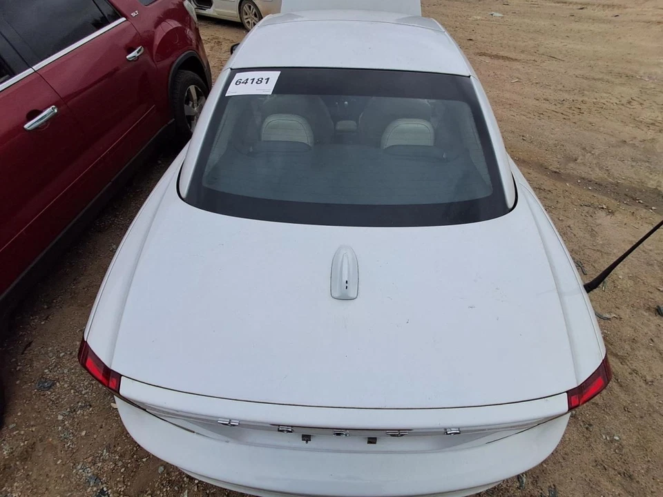 Porta-malas/escotilha/porta traseira C70 com antena compatível com 06-13 VOLVO 70 SERIES 2731928 - Imagem 4 de 4