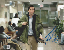 NICHOLAS BRAUN SIGNED 'SUCCESSION' COUSIN GREG 8x10 PHOTO A BECKETT BAS COA