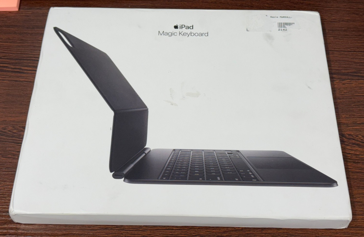 Apple Magic Keyboard for iPad Pro 13‑inch (M4 & M5) Black