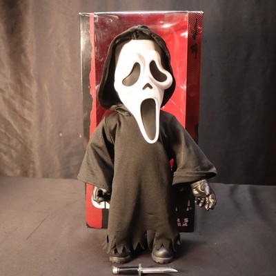 Mezco Scream Ghost Face MDS Mega Scale 15'' Action Figure Complete CIB