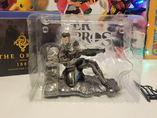 NO GAME PS4 Retired 2014 Order: 1886 Collector's Edition Galahad Statue Figure