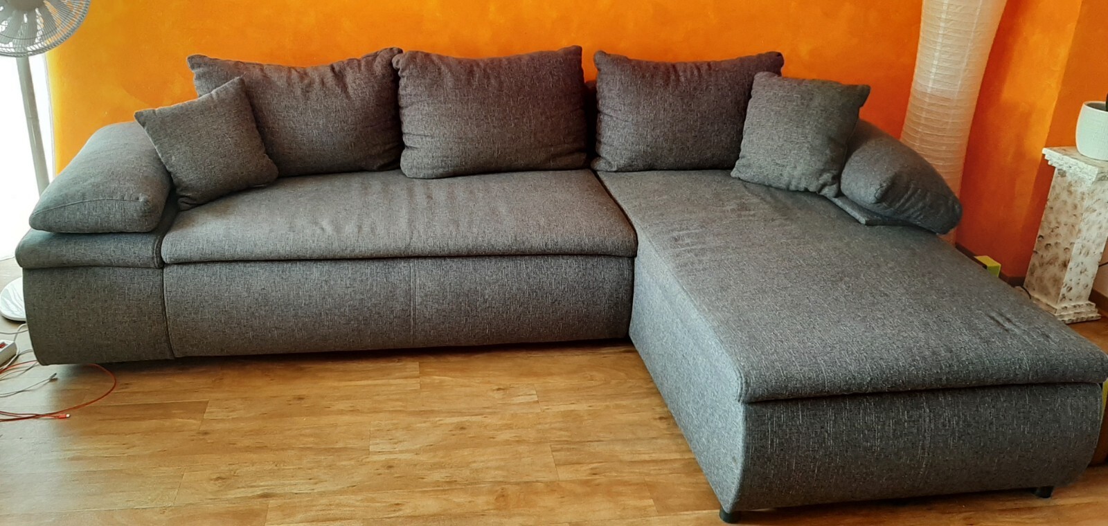 Wohnzimmer Couch mit Schlaffunktion und Ottomane, gebraucht eBay
