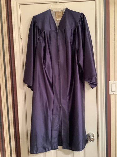 E.R. Moore Blue Graduation Gown  5’ 2” - 5’ 4”  Motar Board Choir Robe