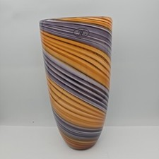 Vaso in vetro stile vortice italiano Venini etichetta JL viola e marrone 10 1/2”
