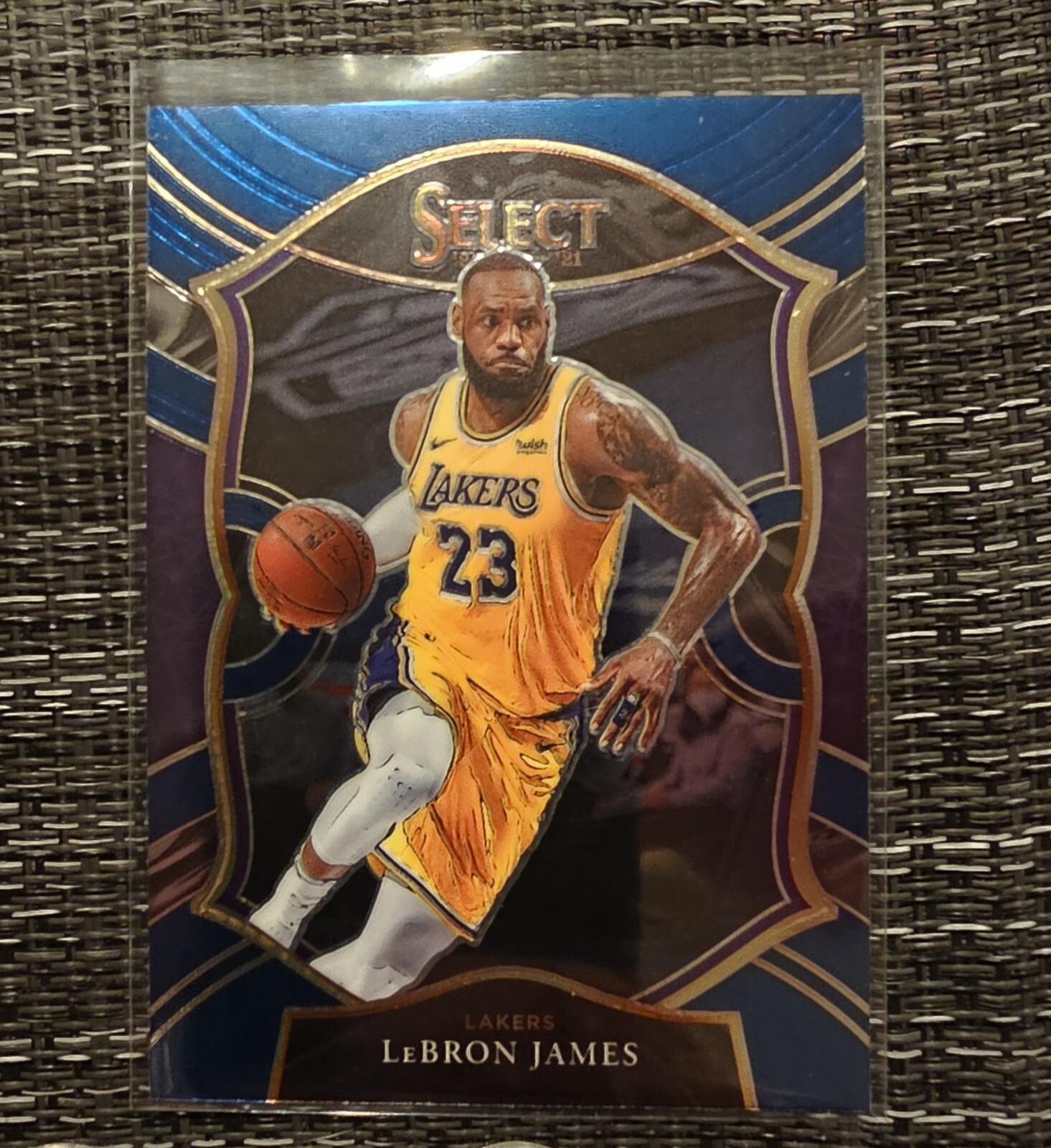 2020-21 Panini Select #23 LeBron James Concourse Blue Lakers