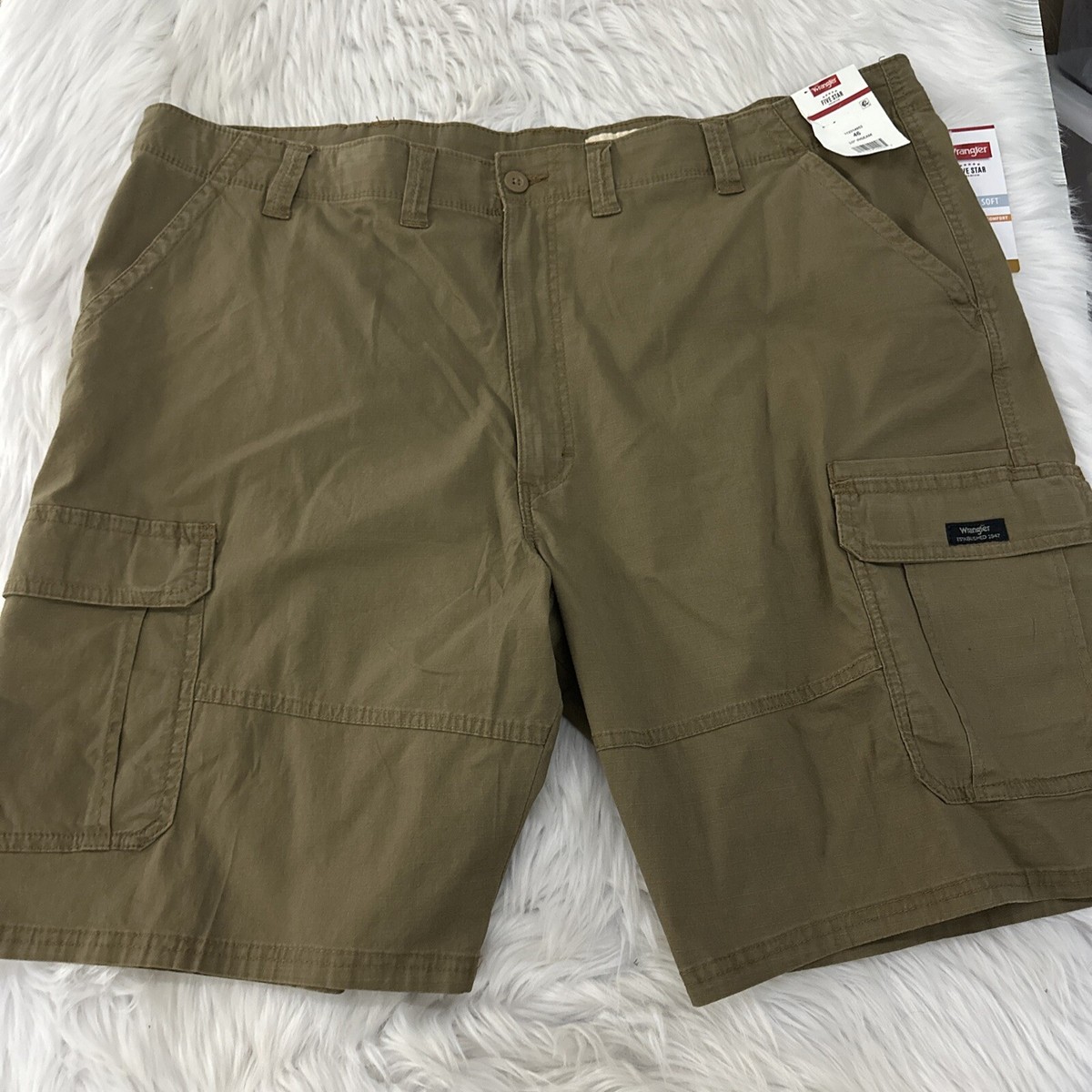 Amazon Wrangler Men's Relaxed Fit Stretch Cargo Short