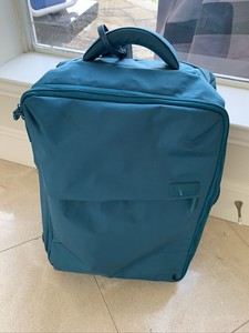 collapsible hand luggage