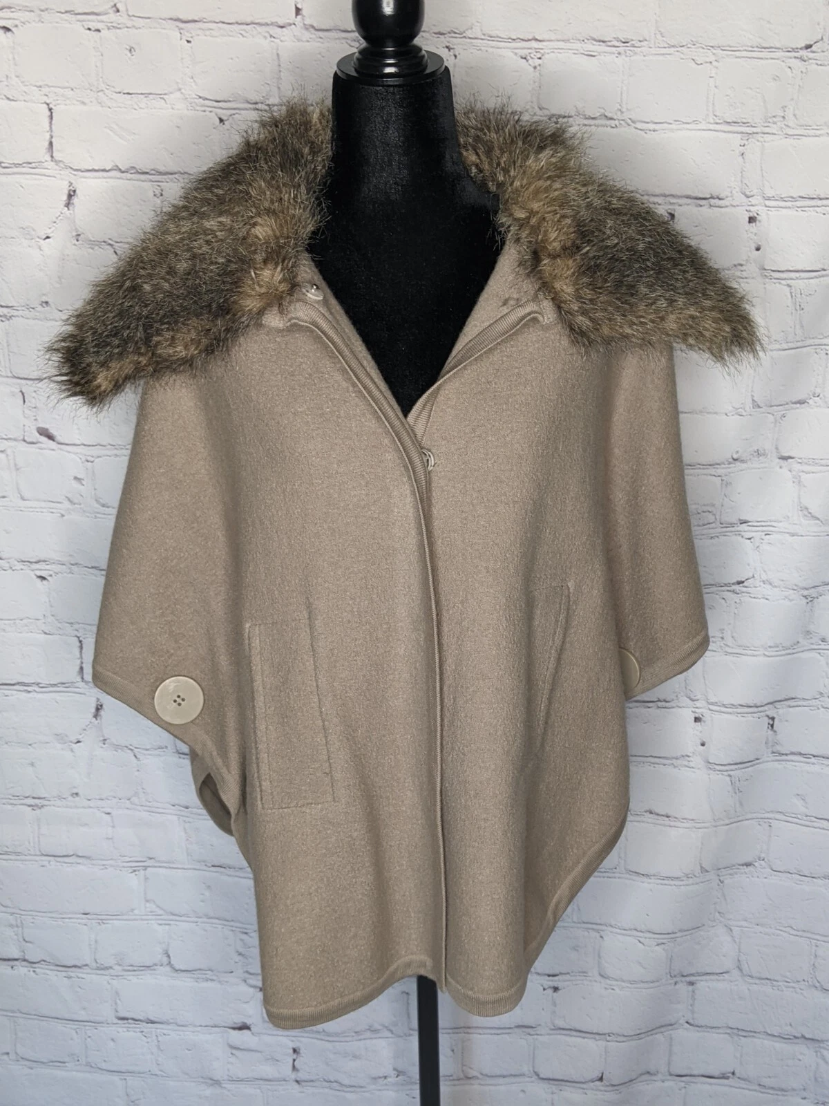 Peck and Peck Collection Capalet/Poncho 100% Wool Fur Collar Size S