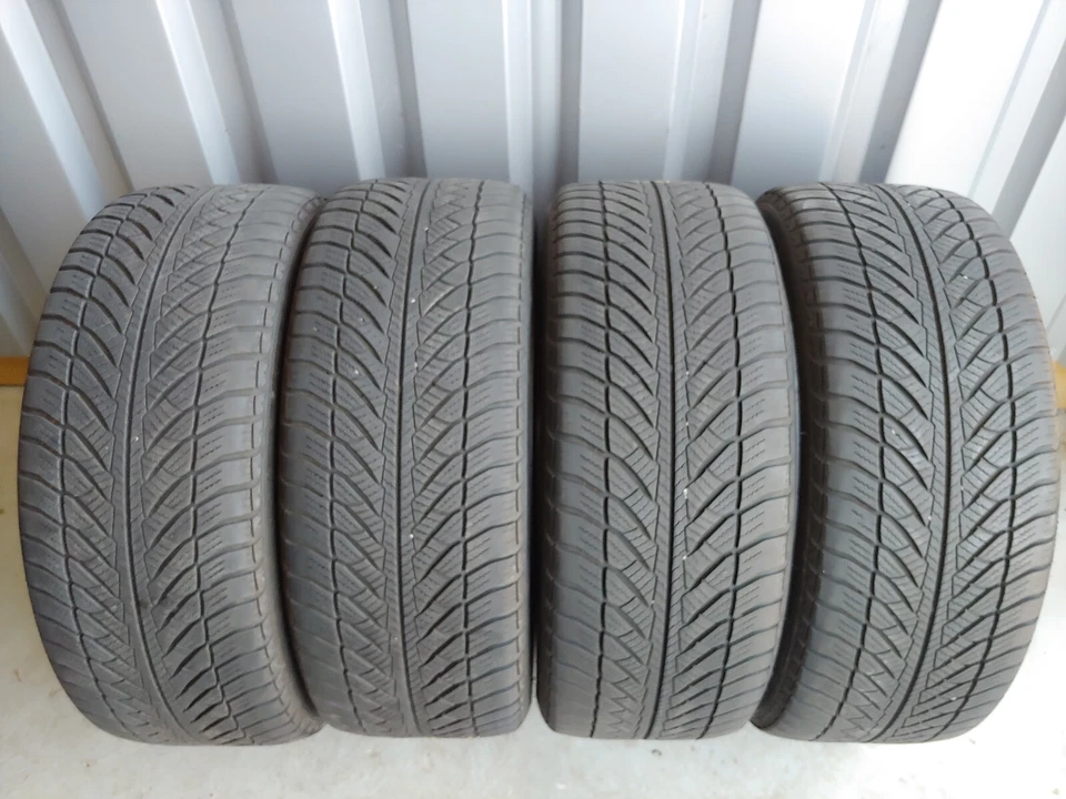 4 Goodyear Ultragrip 8 Perf. Winterreifen 245/45 R18 100H M+S DOT21 +6mm Reifen - Bild 2 von 4