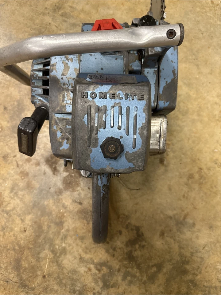 Vintage 20" Bar Homelite Super XL Automatic. Starts Runs But struggles To Stay! - Image 2 of 4