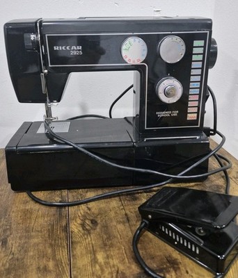 Vintage Riccar Model 2925 Sewing Machine  Works Great Black Great Shape 
