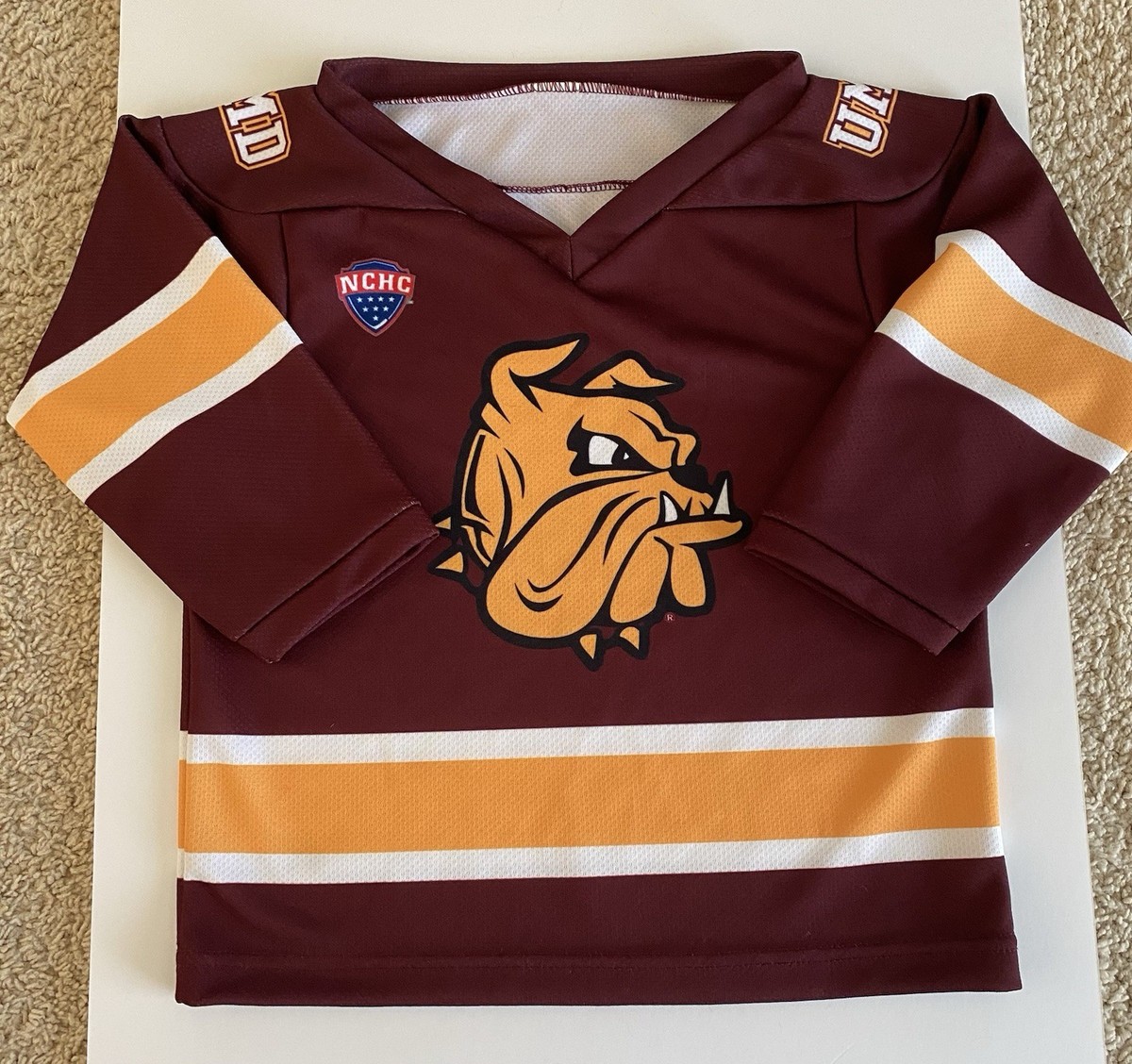 Rare You UMD Bulldogs Duluth Minnesota Maroon Gold K1 Large