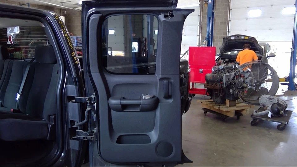 Used Rear Left Door Interior Trim Panel fits: 2008 Chevrolet Silverado 1500 pick - Изображение 2 из 4