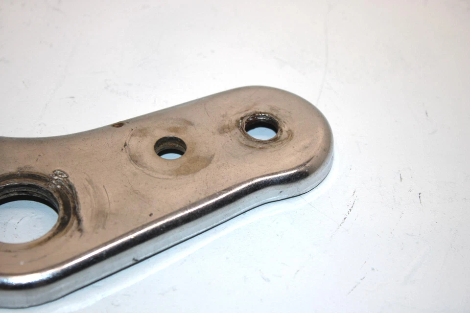 Árbol triple superior 83 Suzuki Alt125 3x9 modelo D OEM 51310-24300 AS12 Foto 2 de 4