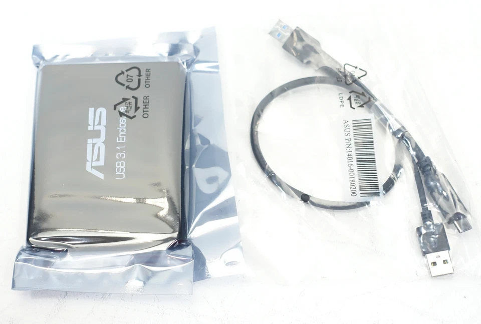 ASUS 512GB External SSD USB 3.1 Gen 2 Type-C External Drive Enclosure - Image 3 of 4