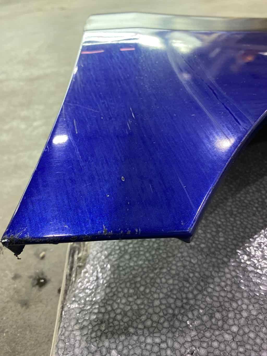2014 - 2016 MASERATI GHIBLI OEM LEFT ROCKER MOLDING SIDE SKIRT | BLU EMOZIONE