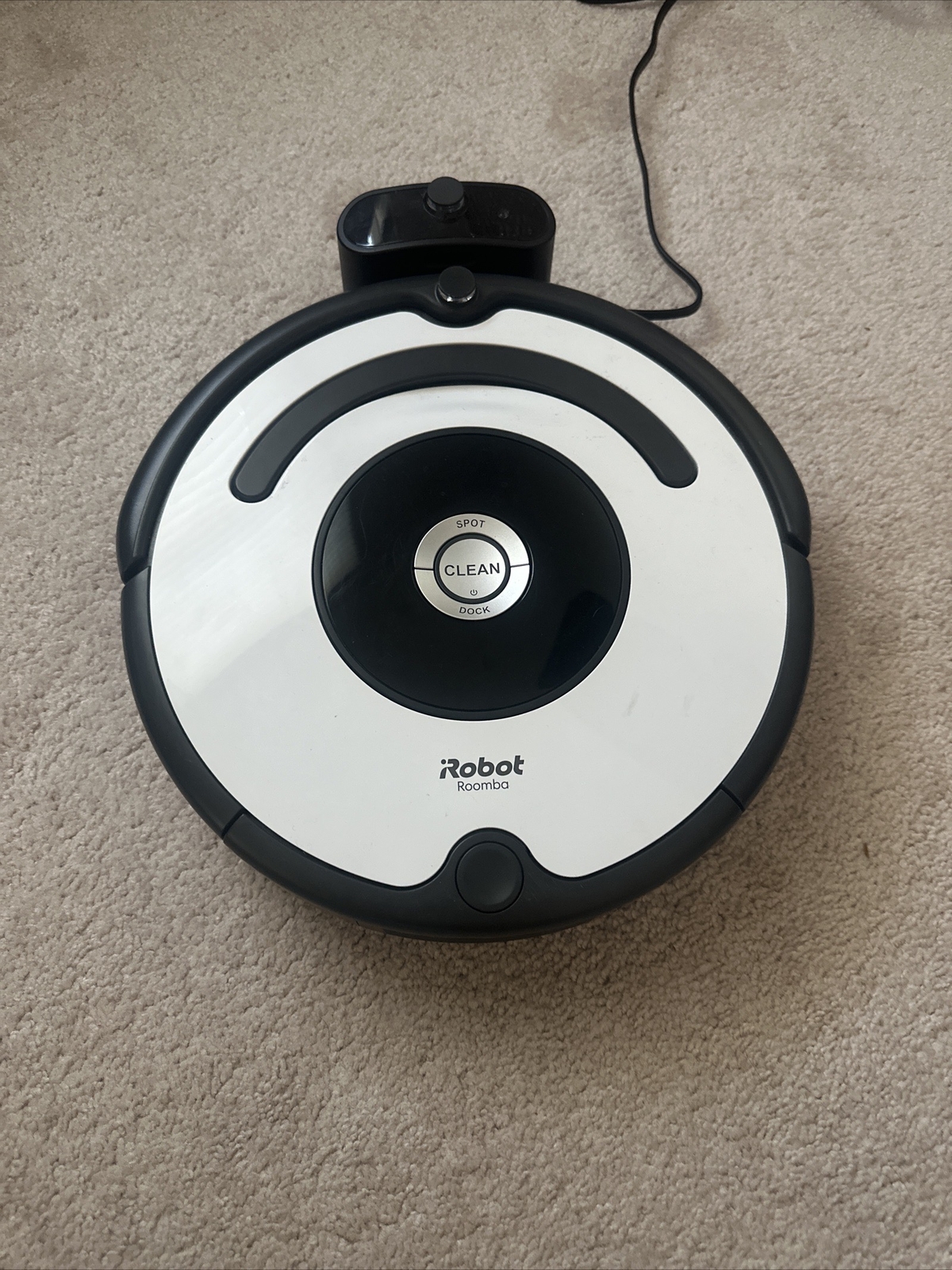 iRobot Roomba 670 Vacuum Cleaning Vaccuum 885155013002 eBay