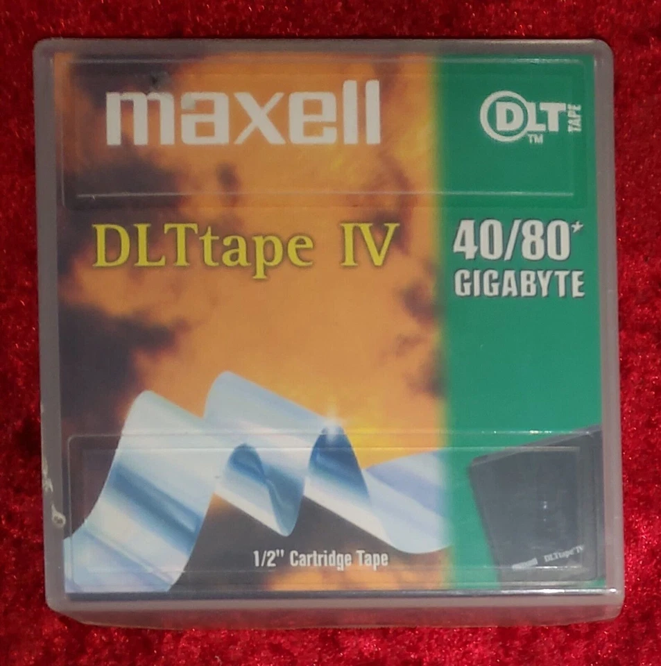 Maxell DLT Tape IV 40/80 Gigabyte 1/2" Cartridge Tape x3. Ref00069 - Image 2 of 4