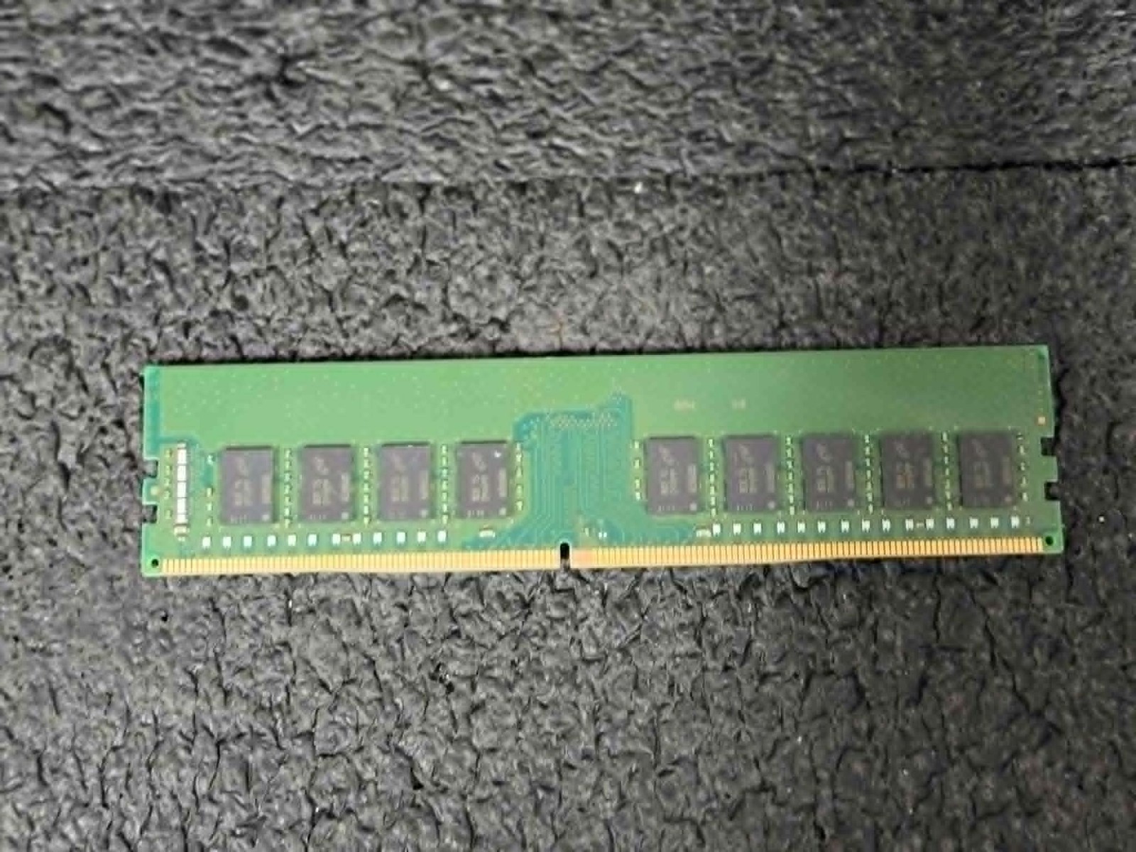 как выглядит Lot 230 Kingston 16GB 2Rx8 PC4-19200 DDR4-2400T ECC Registered Server Memory RAM фото