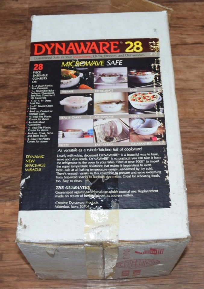 VINTAGE Matching Dynaware 28 piece Casserole Dishes etc Pyrex Retro TV Film prop - Image 4 of 4