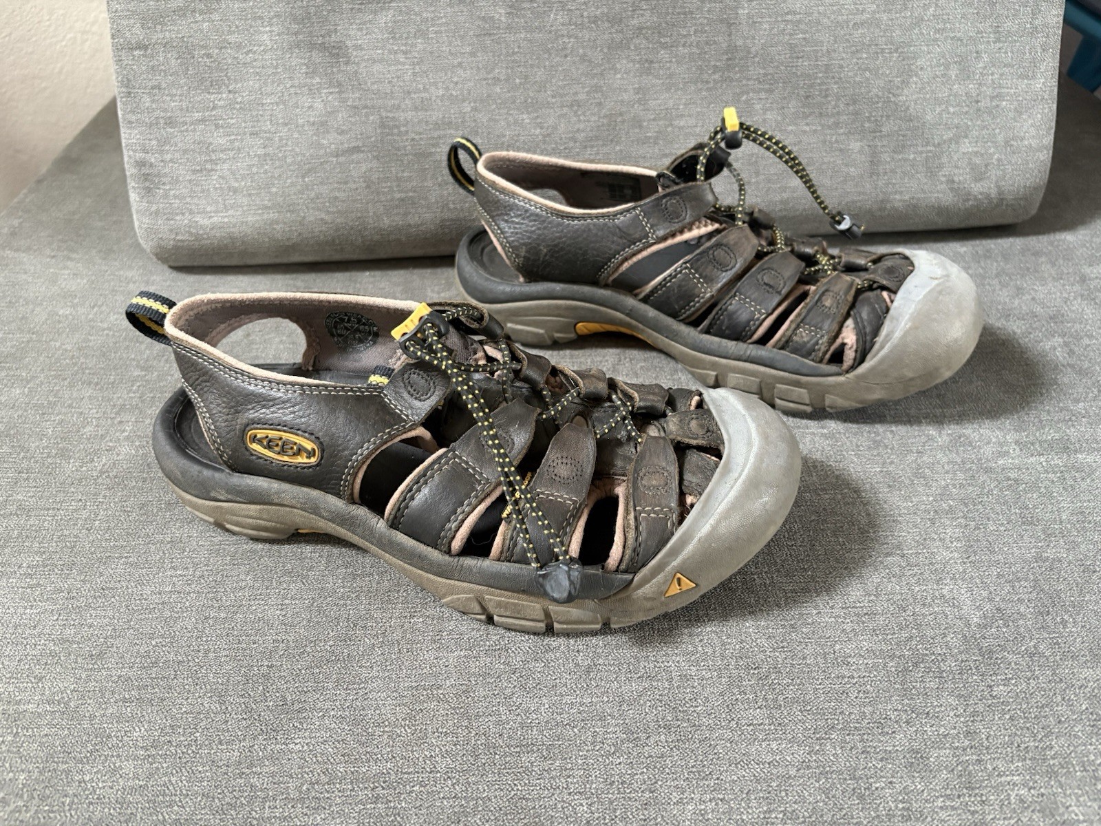 SANDALI KEEN NEWPORT IN PELLE NABUK MARRONE TAGLIA 7 5 US donna