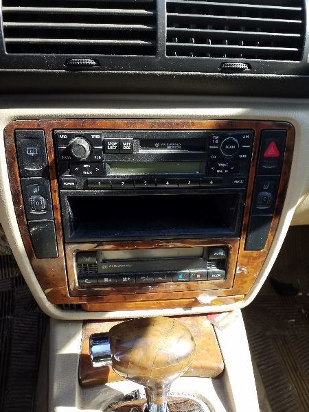 Audio Equipment Radio VIN J 8th Digit Includes City Fits 99-09 GOLF 183693