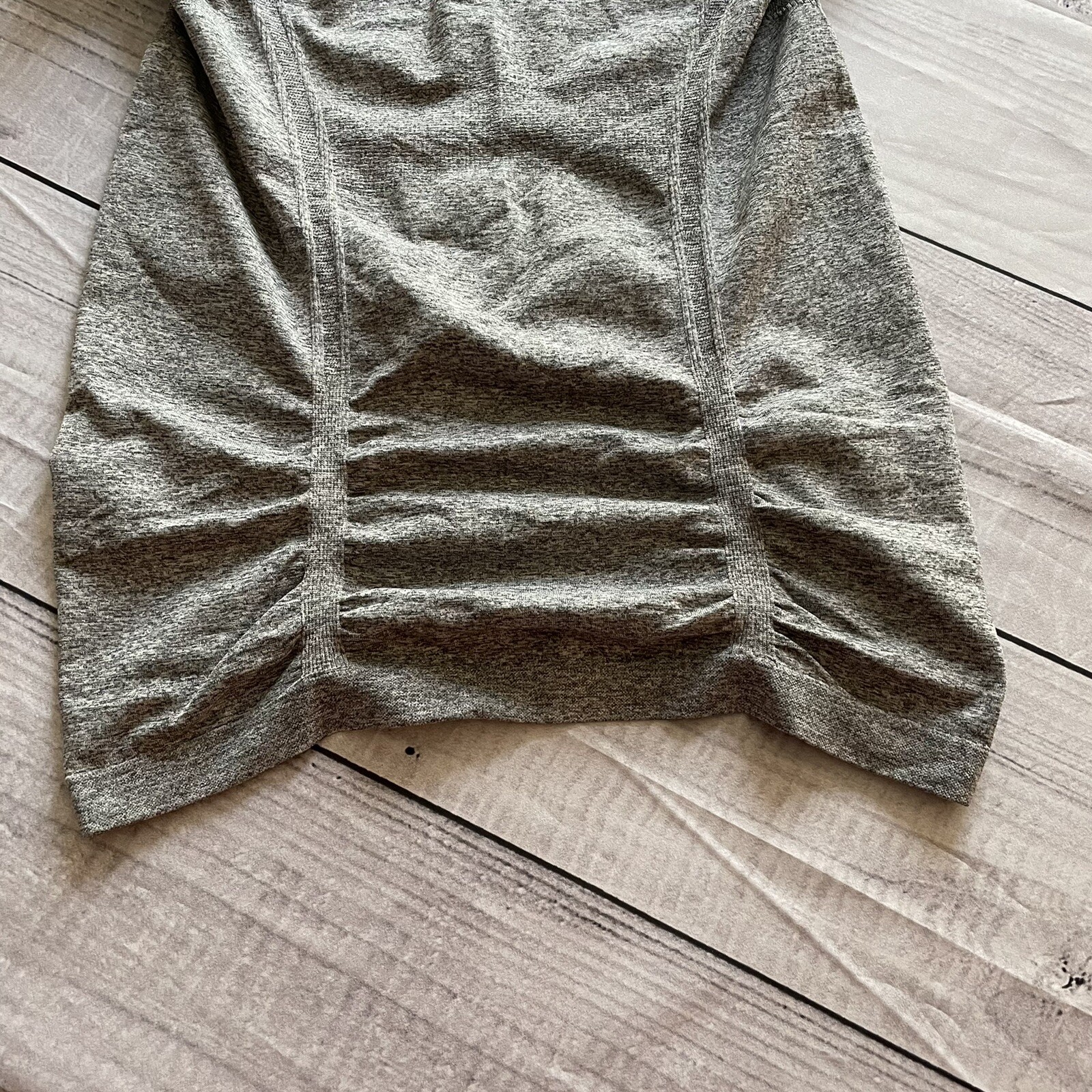 Athleta Workout Top, Small, Gray, Polyester Blend… - image 6