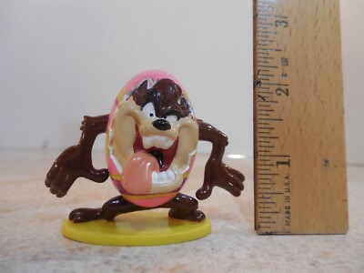 WARNER BROS LOONEY TUNES TAZ TASMANIAN DEVIL EASTER EGG PVC Figure