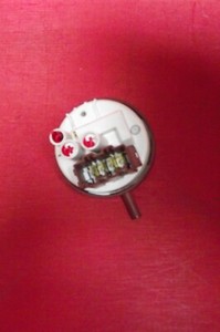 Waschmaschine INDESIT BWE91484XS UK Druckschalter