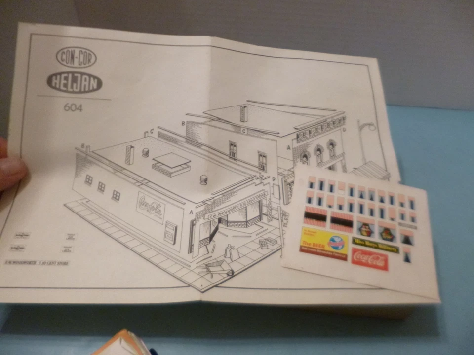 CON COR - HELJAN N -SCALE WOOLWORTHS 5 & 10 #604 - Image 4 of 4