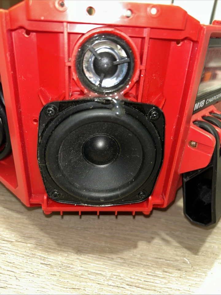 Milwaukee 2950-20 M18 speaker unit (original disassembled) - Image 2 of 3
