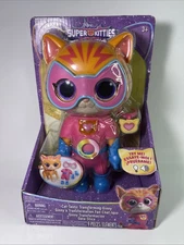 Disney Junior SuperKitties Cat-Tastic Transforming GINNY Lights & Sounds Figure