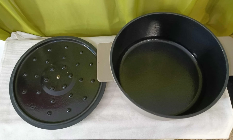 PENTOLA IN GHISA MASTER PRO ETERNAL RIVESTITA IN ENAMEL COME NUOVA - Immagine 3 di 4