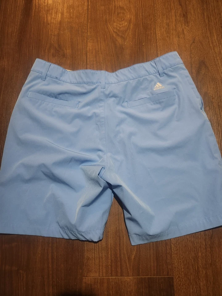 Pantalones cortos de golf Adidas Ultimate 365 elásticos para hombre talla 38 azules Foto 3 de 4