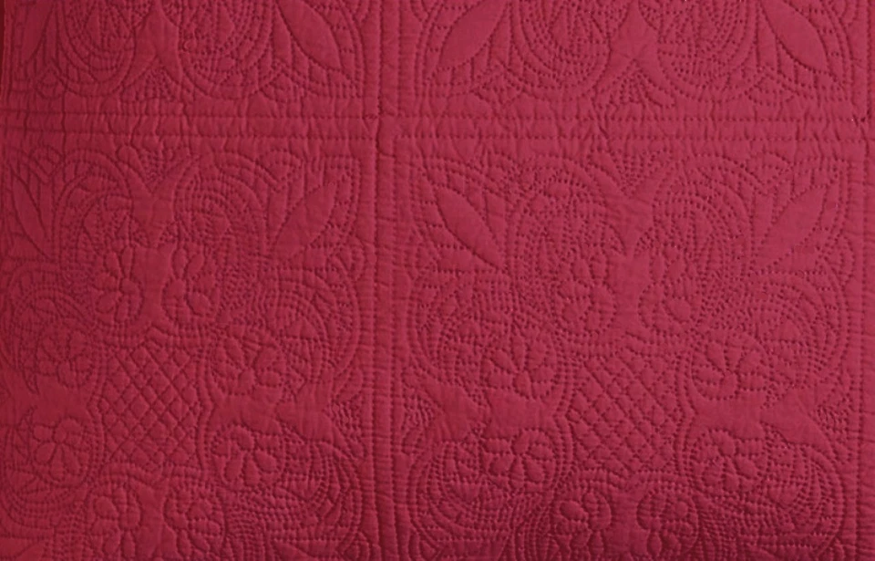 BRICK RED MATELASSE * King * QUILT 108x92 : 100% COTTON CHRISTMAS BED COVERLET - Image 3 of 3