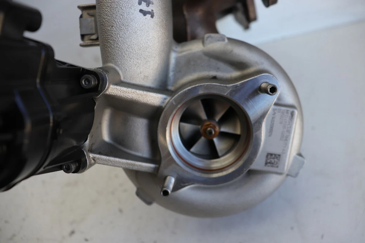 BMW M4 F82 2014 S55 3.0L Engine Front Turbo Turbocharger 7850278  
