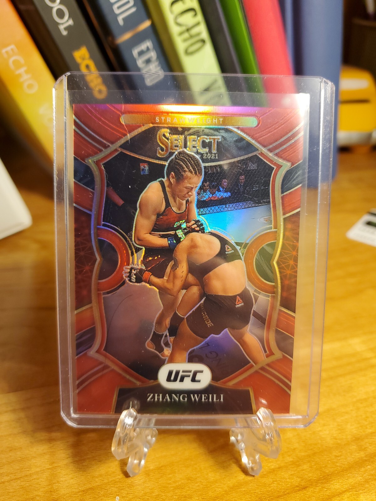 2021 Select UFC Zhang Weili Red Prizm Concourse /99